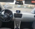Фольксваген e-up 2013 в Самборе на Automoto.ua Белый Фольксваген e-up, объемом двигателя 0 л и пробегом 120 тыс. км за 6000 $, фото 47 на Automoto.ua
