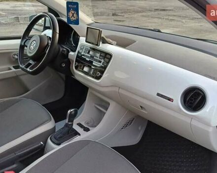 Білий Фольксваген e-up, об'ємом двигуна 0 л та пробігом 114 тис. км за 6499 $, фото 10 на Automoto.ua