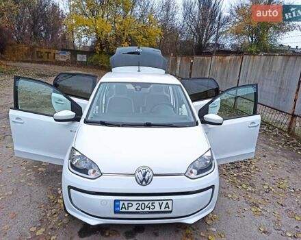 Белый Фольксваген e-up, объемом двигателя 0 л и пробегом 161 тыс. км за 6950 $, фото 13 на Automoto.ua