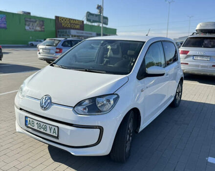 Белый Фольксваген e-up, объемом двигателя 0 л и пробегом 127 тыс. км за 6500 $, фото 2 на Automoto.ua