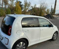 Фольксваген e-up 2013 в Кривом Роге на Automoto.ua Белый Фольксваген e-up, объемом двигателя 0 л и пробегом 124 тыс. км за 6900 $, фото 7 на Automoto.ua
