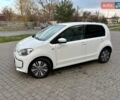 Белый Фольксваген e-up, объемом двигателя 0 л и пробегом 70 тыс. км за 5350 $, фото 5 на Automoto.ua