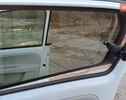 Білий Фольксваген e-up, об'ємом двигуна 0 л та пробігом 114 тис. км за 6499 $, фото 52 на Automoto.ua