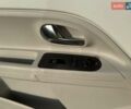 Белый Фольксваген e-up, объемом двигателя 0 л и пробегом 40 тыс. км за 6600 $, фото 5 на Automoto.ua