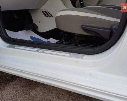 Білий Фольксваген e-up, об'ємом двигуна 0 л та пробігом 114 тис. км за 6499 $, фото 38 на Automoto.ua