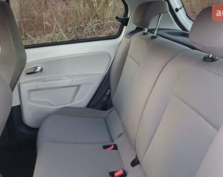 Білий Фольксваген e-up, об'ємом двигуна 0 л та пробігом 114 тис. км за 6499 $, фото 46 на Automoto.ua