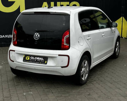 Белый Фольксваген e-up, объемом двигателя 0 л и пробегом 72 тыс. км за 6900 $, фото 15 на Automoto.ua