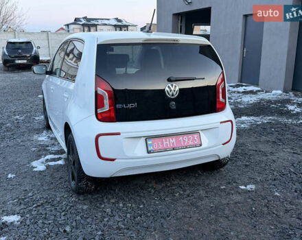Белый Фольксваген e-up, объемом двигателя 0 л и пробегом 84 тыс. км за 5850 $, фото 7 на Automoto.ua