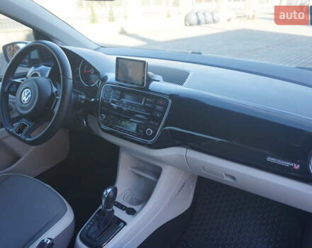 Белый Фольксваген e-up, объемом двигателя 0 л и пробегом 84 тыс. км за 6200 $, фото 40 на Automoto.ua