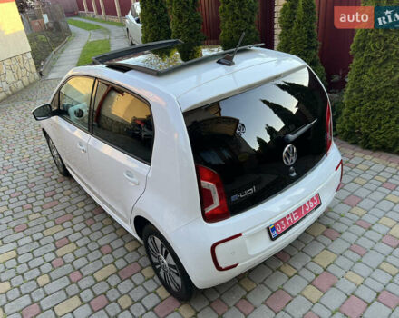 Белый Фольксваген e-up, объемом двигателя 0 л и пробегом 101 тыс. км за 6250 $, фото 74 на Automoto.ua