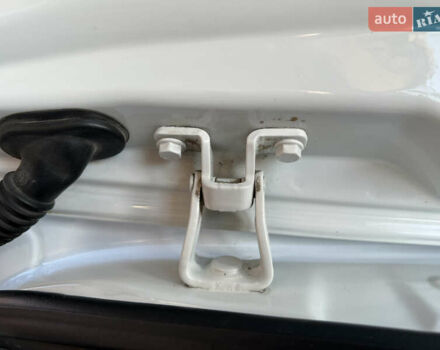 Белый Фольксваген e-up, объемом двигателя 0 л и пробегом 101 тыс. км за 6250 $, фото 21 на Automoto.ua