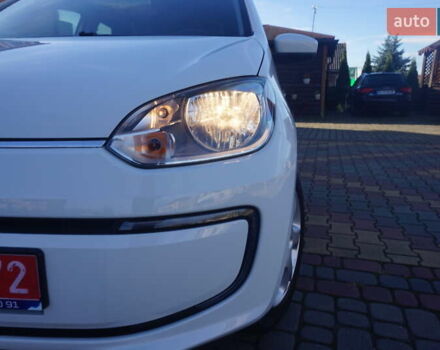 Белый Фольксваген e-up, объемом двигателя 0 л и пробегом 84 тыс. км за 6200 $, фото 21 на Automoto.ua