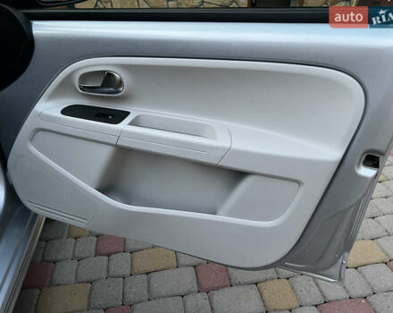 Белый Фольксваген e-up, объемом двигателя 0 л и пробегом 101 тыс. км за 6250 $, фото 125 на Automoto.ua