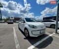 Белый Фольксваген e-up, объемом двигателя 0 л и пробегом 180 тыс. км за 7300 $, фото 1 на Automoto.ua