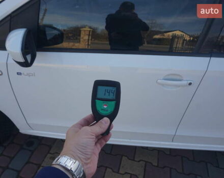 Белый Фольксваген e-up, объемом двигателя 0 л и пробегом 84 тыс. км за 6200 $, фото 62 на Automoto.ua