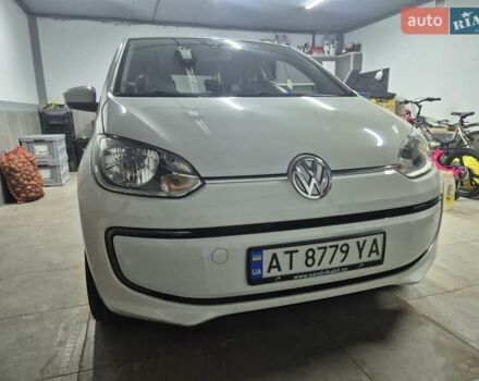 Белый Фольксваген e-up, объемом двигателя 0 л и пробегом 88 тыс. км за 6650 $, фото 3 на Automoto.ua