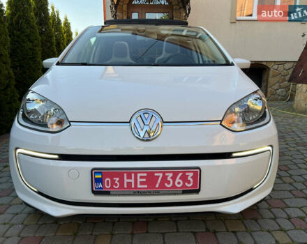 Белый Фольксваген e-up, объемом двигателя 0 л и пробегом 101 тыс. км за 6250 $, фото 64 на Automoto.ua