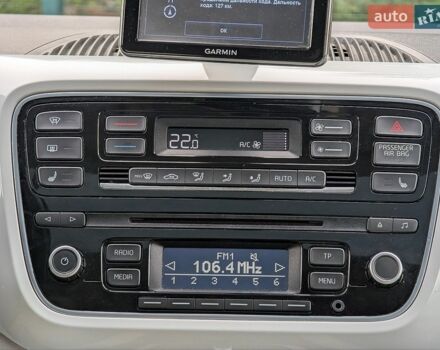 Белый Фольксваген e-up, объемом двигателя 0 л и пробегом 100 тыс. км за 6790 $, фото 21 на Automoto.ua