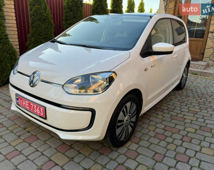 Белый Фольксваген e-up, объемом двигателя 0 л и пробегом 101 тыс. км за 6250 $, фото 5 на Automoto.ua