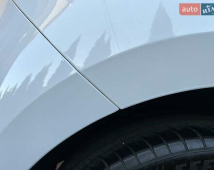 Белый Фольксваген e-up, объемом двигателя 0 л и пробегом 101 тыс. км за 6250 $, фото 38 на Automoto.ua