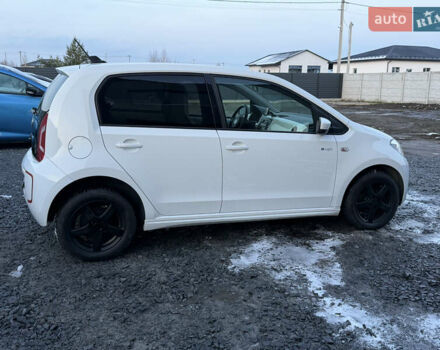 Белый Фольксваген e-up, объемом двигателя 0 л и пробегом 84 тыс. км за 5850 $, фото 5 на Automoto.ua