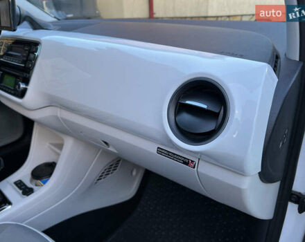 Белый Фольксваген e-up, объемом двигателя 0 л и пробегом 101 тыс. км за 6250 $, фото 96 на Automoto.ua