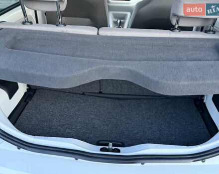 Белый Фольксваген e-up, объемом двигателя 0 л и пробегом 84 тыс. км за 5850 $, фото 12 на Automoto.ua