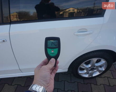 Белый Фольксваген e-up, объемом двигателя 0 л и пробегом 84 тыс. км за 6200 $, фото 63 на Automoto.ua