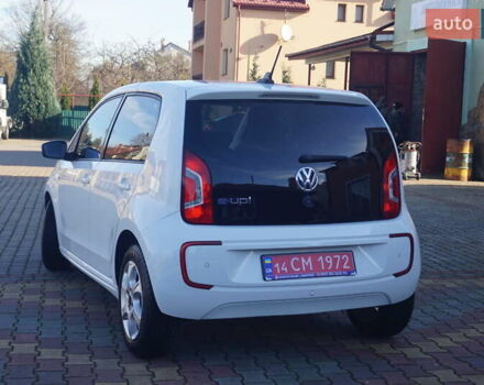 Белый Фольксваген e-up, объемом двигателя 0 л и пробегом 84 тыс. км за 6200 $, фото 10 на Automoto.ua