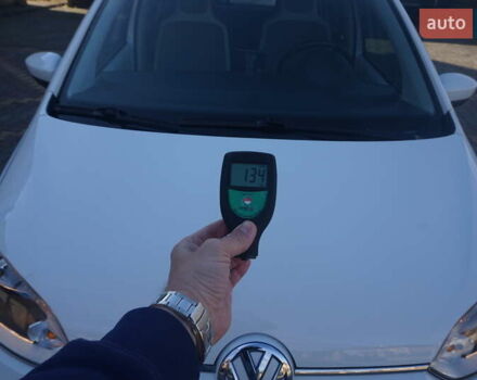 Белый Фольксваген e-up, объемом двигателя 0 л и пробегом 84 тыс. км за 6200 $, фото 60 на Automoto.ua