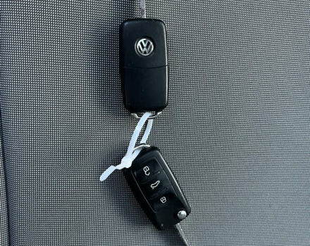 Белый Фольксваген e-up, объемом двигателя 0 л и пробегом 101 тыс. км за 6250 $, фото 97 на Automoto.ua