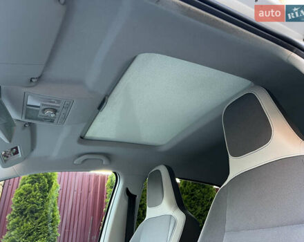 Белый Фольксваген e-up, объемом двигателя 0 л и пробегом 101 тыс. км за 6250 $, фото 53 на Automoto.ua