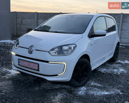 Белый Фольксваген e-up, объемом двигателя 0 л и пробегом 84 тыс. км за 5850 $, фото 19 на Automoto.ua