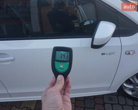 Белый Фольксваген e-up, объемом двигателя 0 л и пробегом 84 тыс. км за 6200 $, фото 68 на Automoto.ua