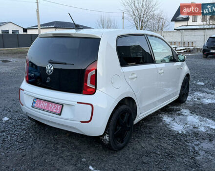 Белый Фольксваген e-up, объемом двигателя 0 л и пробегом 84 тыс. км за 5850 $, фото 6 на Automoto.ua