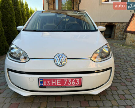 Белый Фольксваген e-up, объемом двигателя 0 л и пробегом 101 тыс. км за 6250 $, фото 4 на Automoto.ua