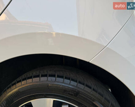 Белый Фольксваген e-up, объемом двигателя 0 л и пробегом 101 тыс. км за 6250 $, фото 39 на Automoto.ua