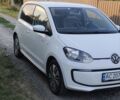 Белый Фольксваген e-up, объемом двигателя 0 л и пробегом 159 тыс. км за 5500 $, фото 3 на Automoto.ua