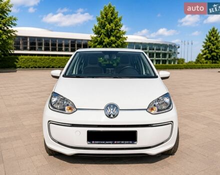 Білий Фольксваген e-up, об'ємом двигуна 0 л та пробігом 111 тис. км за 8400 $, фото 16 на Automoto.ua