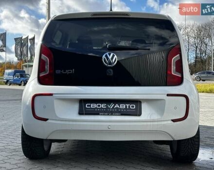 Белый Фольксваген e-up, объемом двигателя 0 л и пробегом 89 тыс. км за 6799 $, фото 8 на Automoto.ua