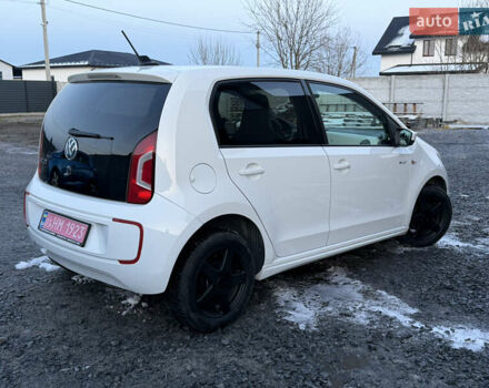 Белый Фольксваген e-up, объемом двигателя 0 л и пробегом 84 тыс. км за 5850 $, фото 20 на Automoto.ua