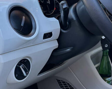 Белый Фольксваген e-up, объемом двигателя 0 л и пробегом 49 тыс. км за 8100 $, фото 36 на Automoto.ua