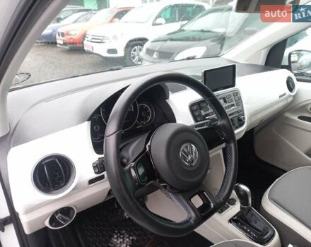 Білий Фольксваген e-up, об'ємом двигуна 0 л та пробігом 67 тис. км за 6200 $, фото 9 на Automoto.ua
