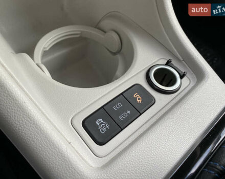 Белый Фольксваген e-up, объемом двигателя 0 л и пробегом 106 тыс. км за 6700 $, фото 61 на Automoto.ua