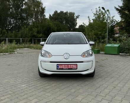 Белый Фольксваген e-up, объемом двигателя 0 л и пробегом 124 тыс. км за 6300 $, фото 1 на Automoto.ua
