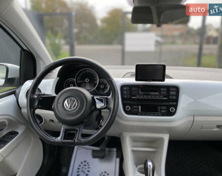 Белый Фольксваген e-up, объемом двигателя 0 л и пробегом 106 тыс. км за 6700 $, фото 48 на Automoto.ua