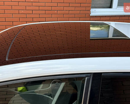 Белый Фольксваген e-up, объемом двигателя 0 л и пробегом 49 тыс. км за 8100 $, фото 9 на Automoto.ua