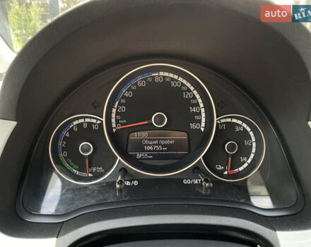 Белый Фольксваген e-up, объемом двигателя 0 л и пробегом 106 тыс. км за 6700 $, фото 58 на Automoto.ua