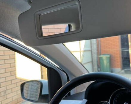 Белый Фольксваген e-up, объемом двигателя 0 л и пробегом 49 тыс. км за 8100 $, фото 44 на Automoto.ua