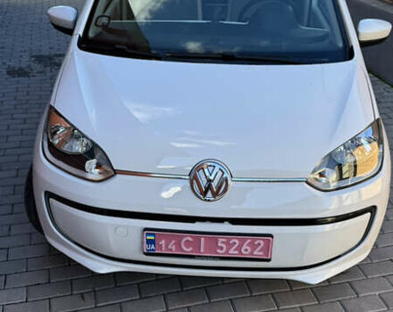 Белый Фольксваген e-up, объемом двигателя 0 л и пробегом 49 тыс. км за 8100 $, фото 3 на Automoto.ua